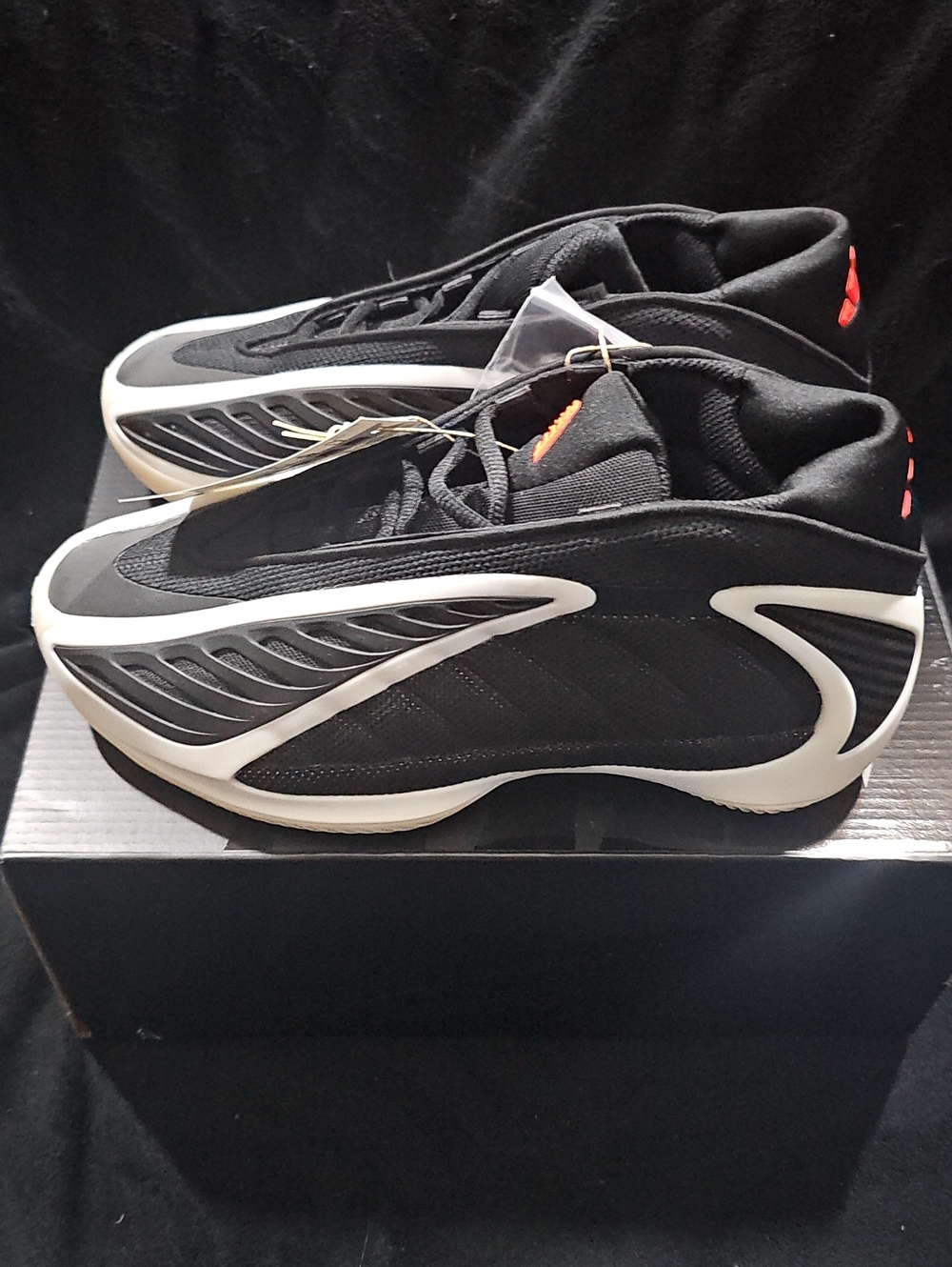 *Brand New* Adidas Anthony Edwards 2 J